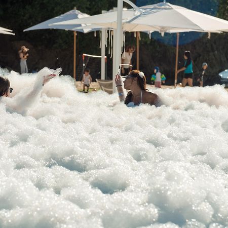 Crimson Resort And Spa Boracay Yapak Екстериор снимка