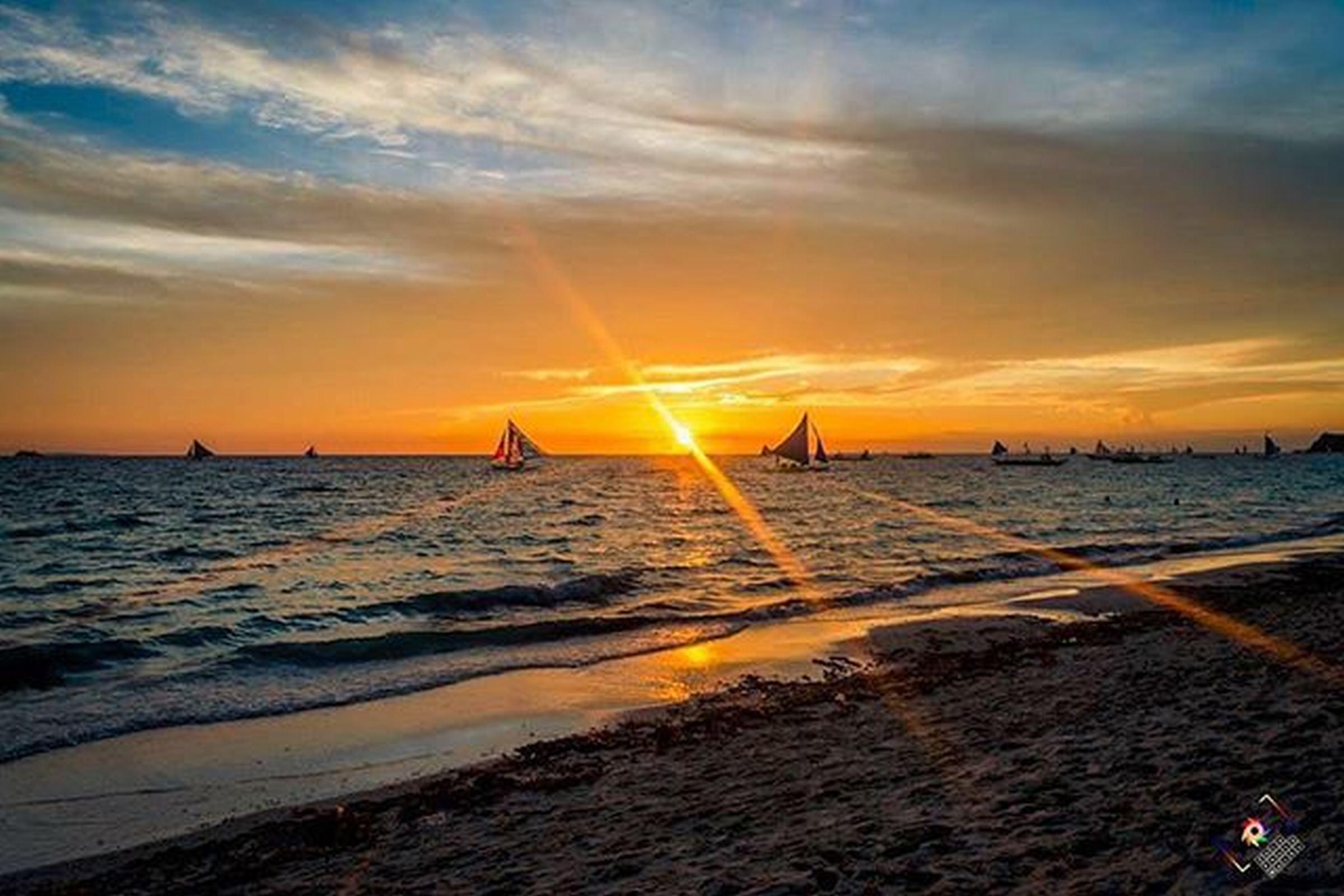 Crimson Resort And Spa Boracay Yapak Екстериор снимка