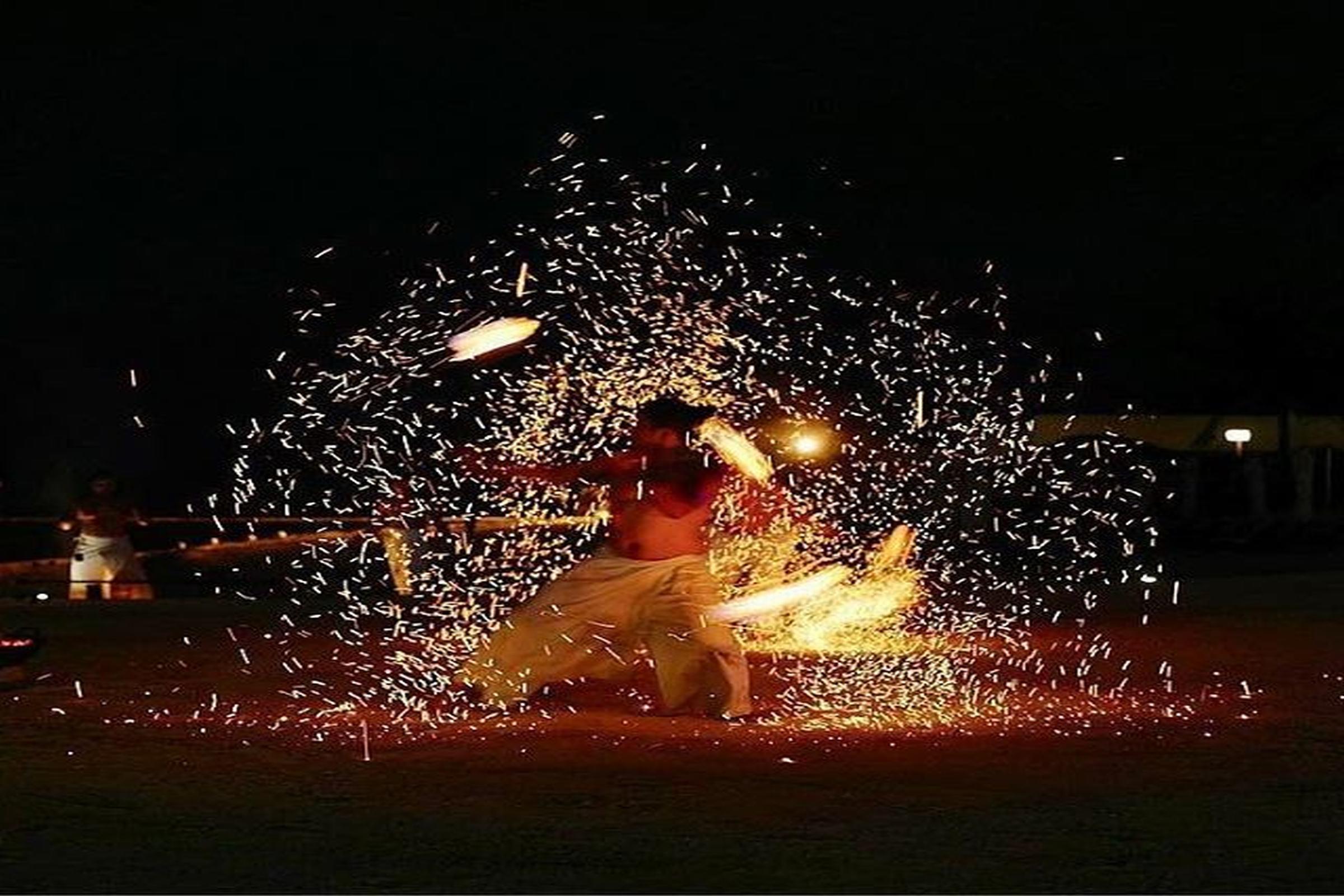 Crimson Resort And Spa Boracay Yapak Екстериор снимка