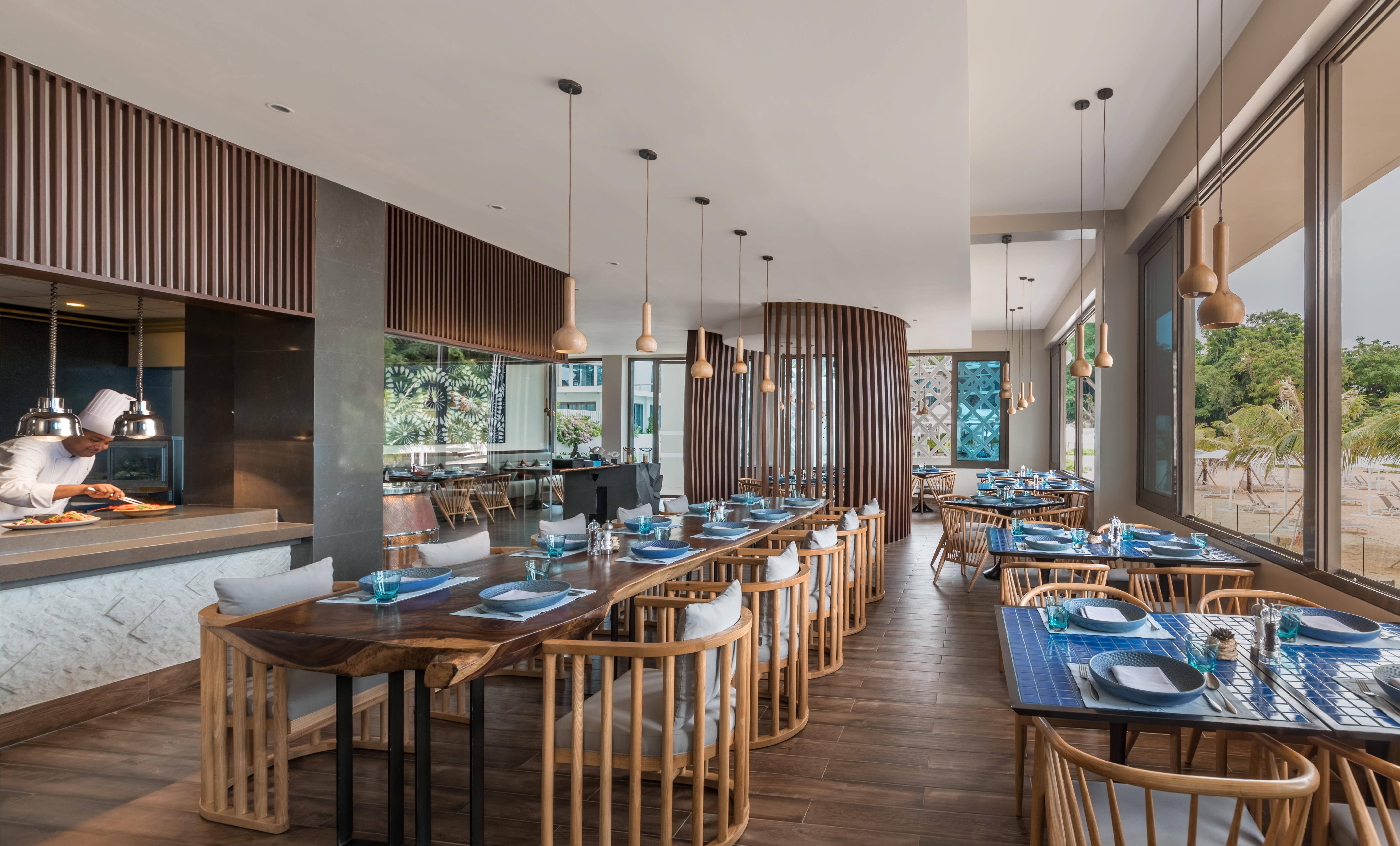 Crimson Resort And Spa Boracay Yapak Екстериор снимка