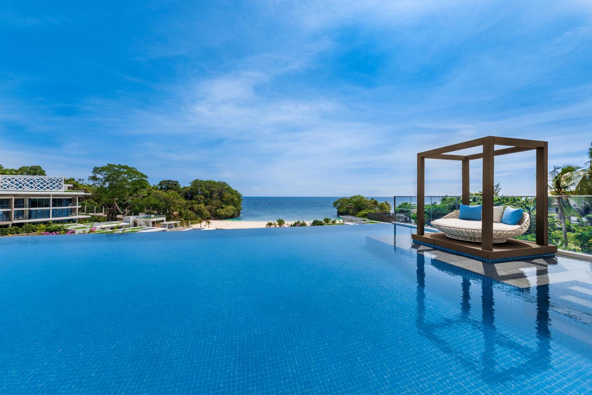 Crimson Resort And Spa Boracay Yapak Екстериор снимка